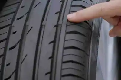 Témoin d’usure de pneus : qu'est-ce que c'est ?